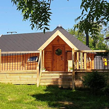 The Hive - Unique Log Cabin With Wood Burning Stove Ludchurch Exterior photo